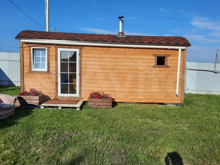 Дом 18 м² на участке 15 сот.