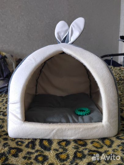 Домик лежанка для кошки бу