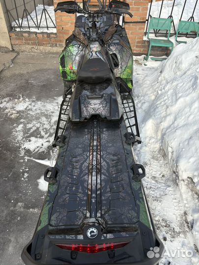 BRP Ski-Doo Summit 850 E-TEC 165 Turbo R 2024