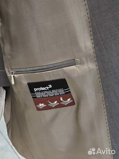 Мужской классический костюм Digel 64