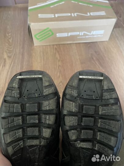 Продам лыжные ботинки