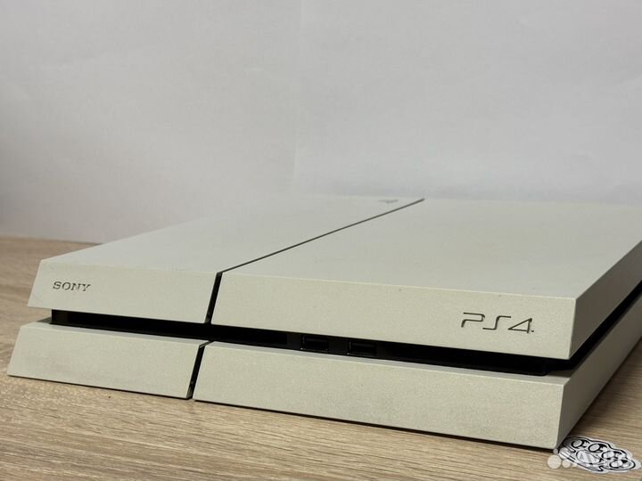 Sony playstation 4