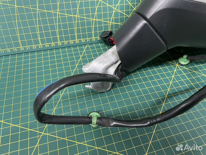 Зеркало наружное левое Volkswagen Passat B8