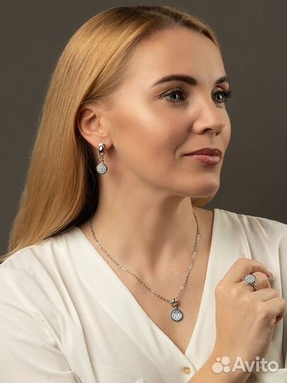 Серебряные серьги с белой эмалью Deco white