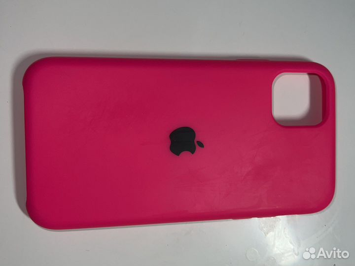 Чехол на iPhone 11