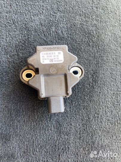 Датчик ускорения Mercedes GLS63 x166