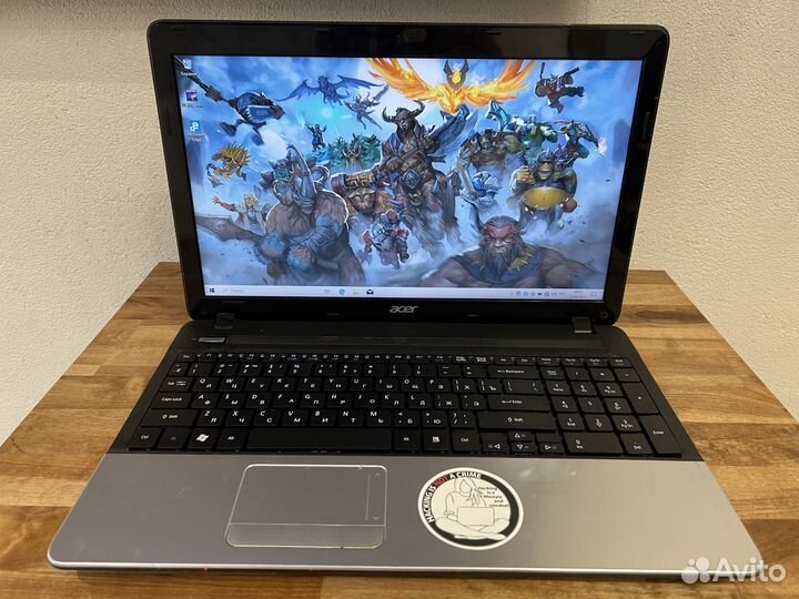 Быстрый идеальный Acer 6Gb SSD+500Gb держит 4 часа
