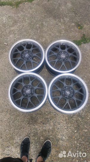 Комплект шикарных дисков manaray sport VR5 R17