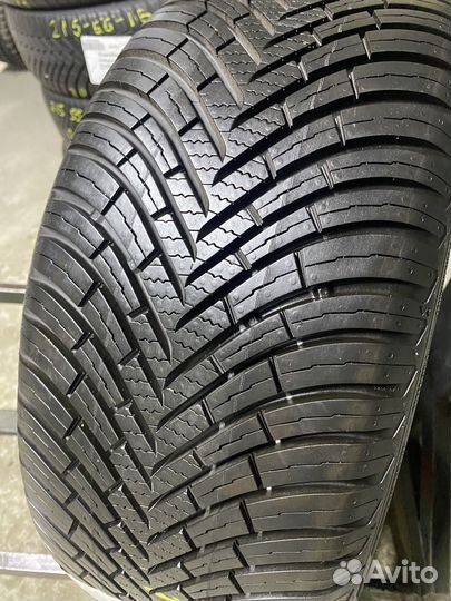 Vredestein QuaTrac 215/45 R16