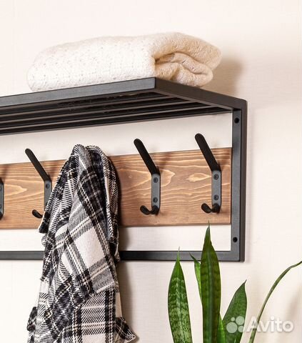 Вешалка настенная в прихожую