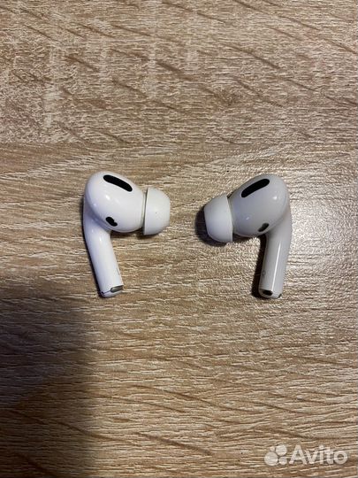Наушники airpods pro реплика (без кейса)