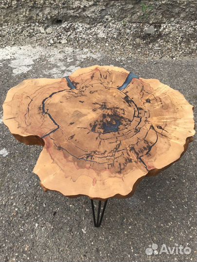 Журнальный столик