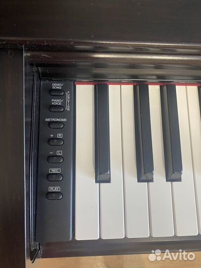 Цифровое пианино yamaha Arius YDP-143
