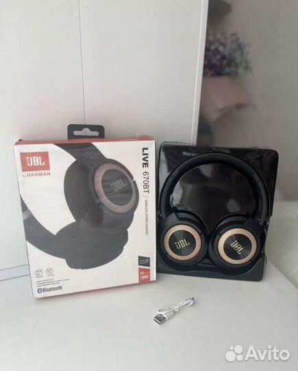 Наушники jbl 670bt