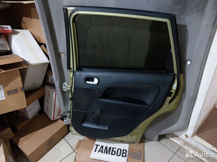 Задняя правая дверь в сборе форд фиеста 5 2005 год