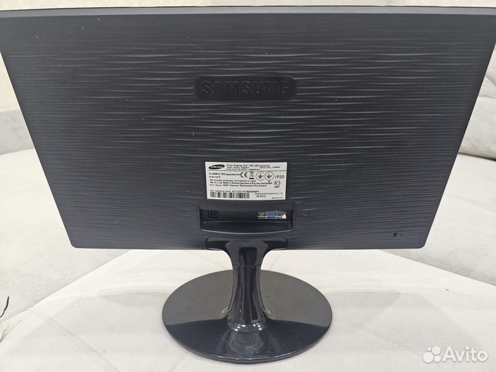 Монитор Samsung S20B300N