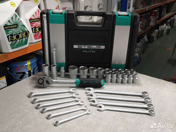 Набор инструментов 1/2 пластиковый кейс 31пр stels