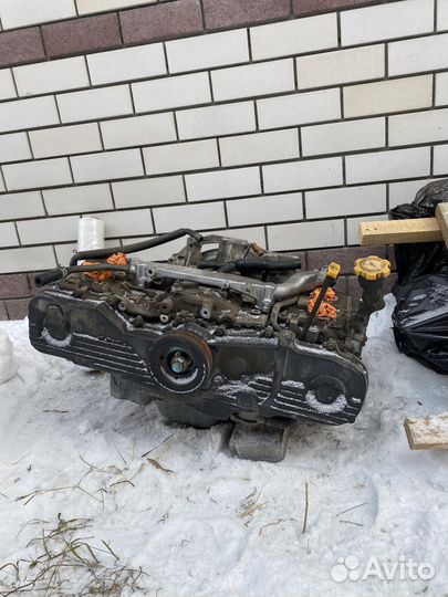 Двигатель на subaru forester ej202