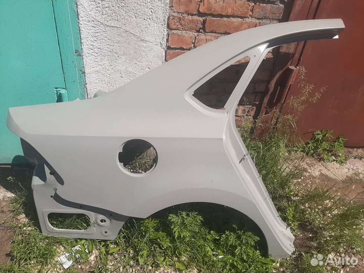 Крыло заднее правое Volkswagen Polo 2016