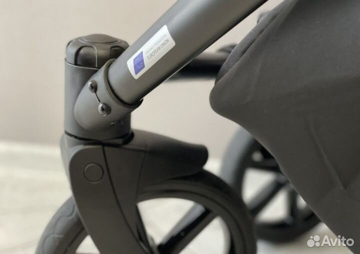 Коляска 3 в 1 Tutis Nanni