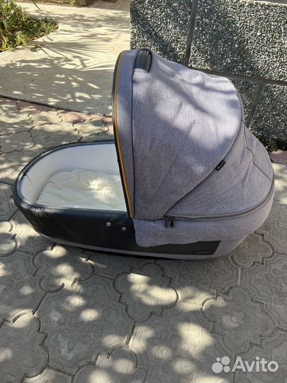 Коляска peg perego 3 в 1