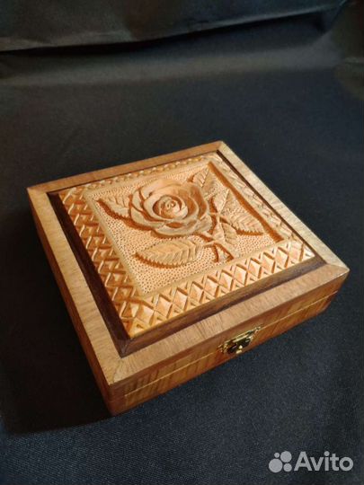 Подарок ручной работы шкатулка деревянная