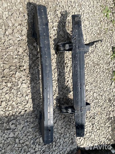 Усилители бампера mercedes 220