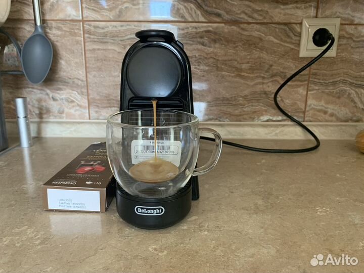 Кофемашина Delonghi Essenza Mini EN85 оригинал