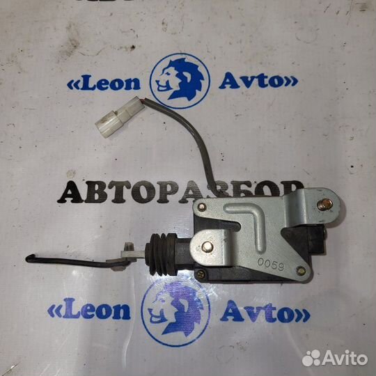 Активатор замка багажника Mazda Demio DW3W B3 1999