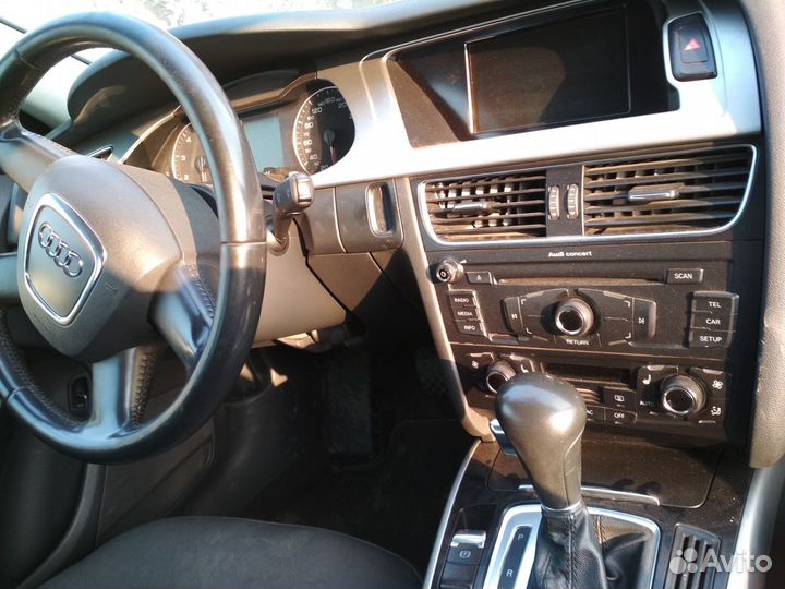 Audi A4 B8 пластик салона