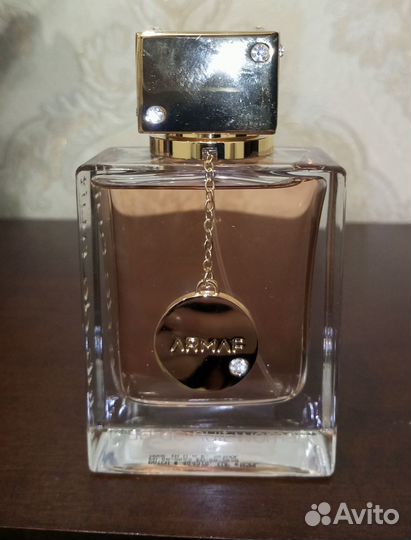 Продается женский парфюм Club de nuit woman