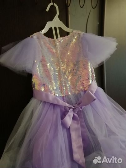 Праздничное платье для девочки 104-110