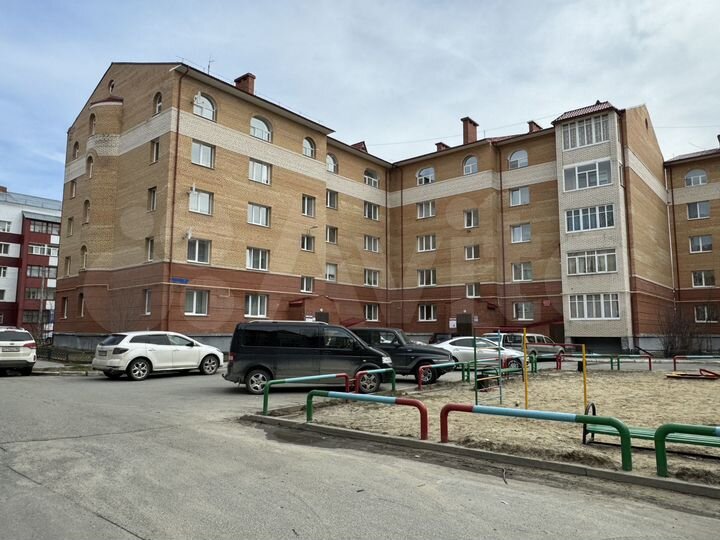 3-к. квартира, 97 м², 4/5 эт.