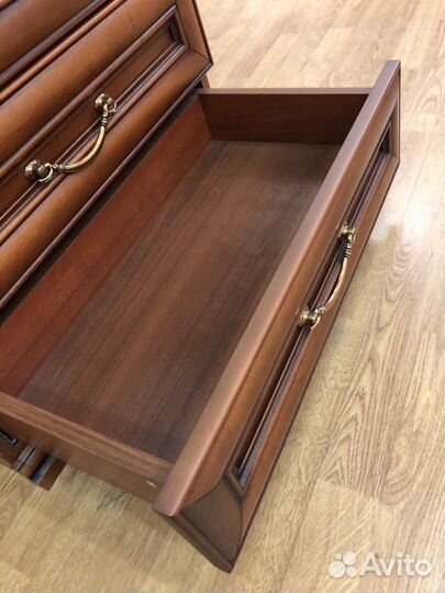 Шкаф для посуды