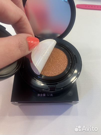 Мотирующая тональная основа-кушон Mary Kay