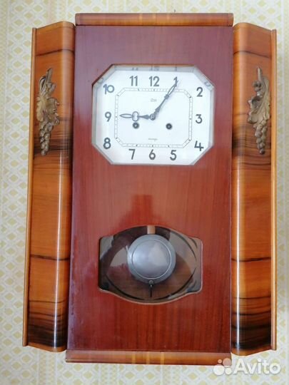 Часы настенные Янтарь