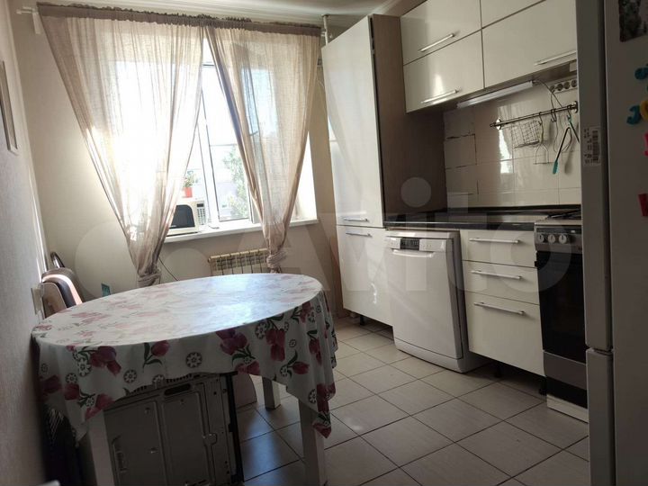 3-к. квартира, 75 м², 2/3 эт.