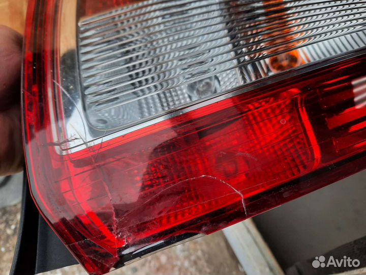 Задняя фара правая рено логан 2