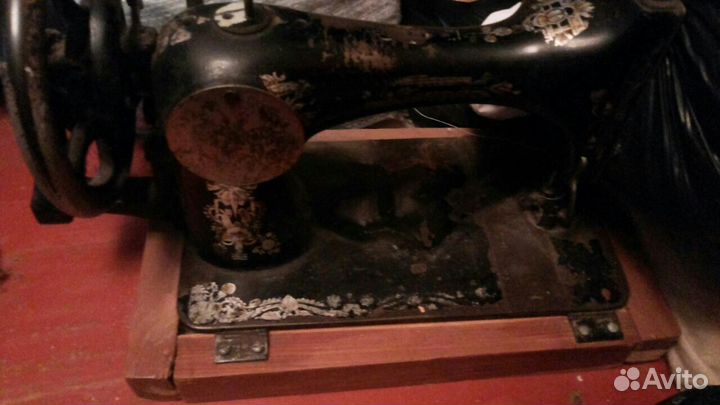 Продаю швейную машинку, антиквариат