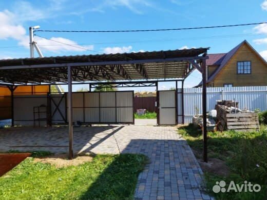 Навес из металлочерепицы и профнастила