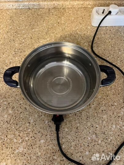 Электрическая кастрюля