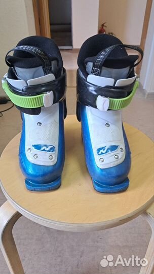 Горнолыжные ботинки детские