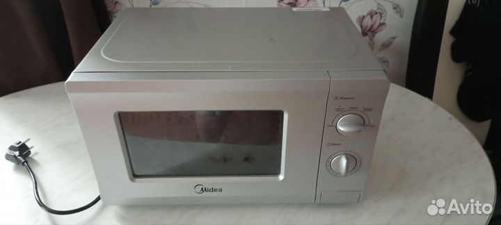 Микроволновая печь Midea