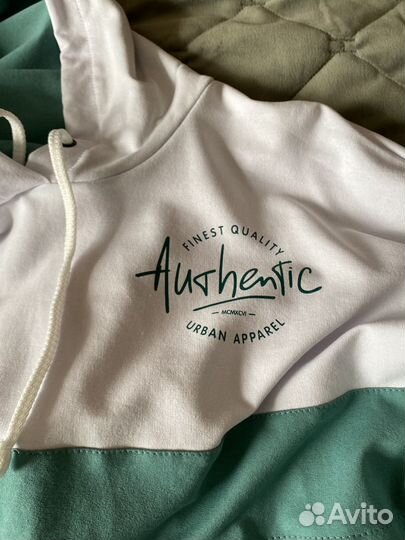 Костюм спортивный