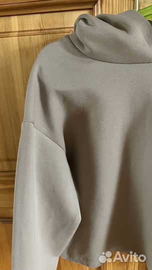 Толстовка uniqlo для девочки