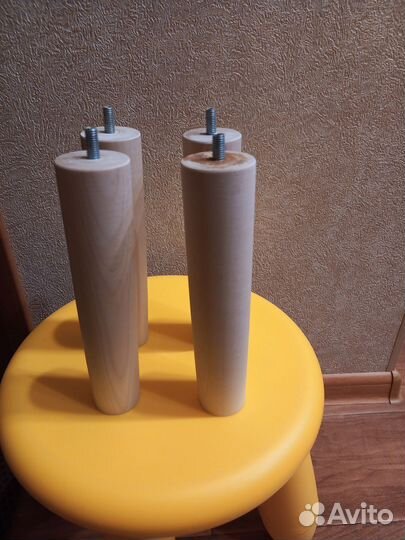 Ножки для мебели дерево 20см ; на 4см