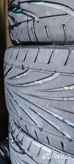 Toyo Proxes T1-R 255/40 R19 Y