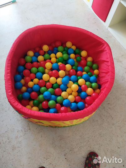 Сухой бассейн с шариками бу