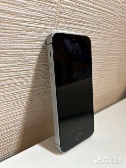 iPhone 5 SE 64Gb + PowerBank