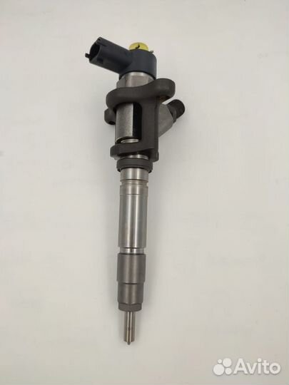 Форсунка 0445120072